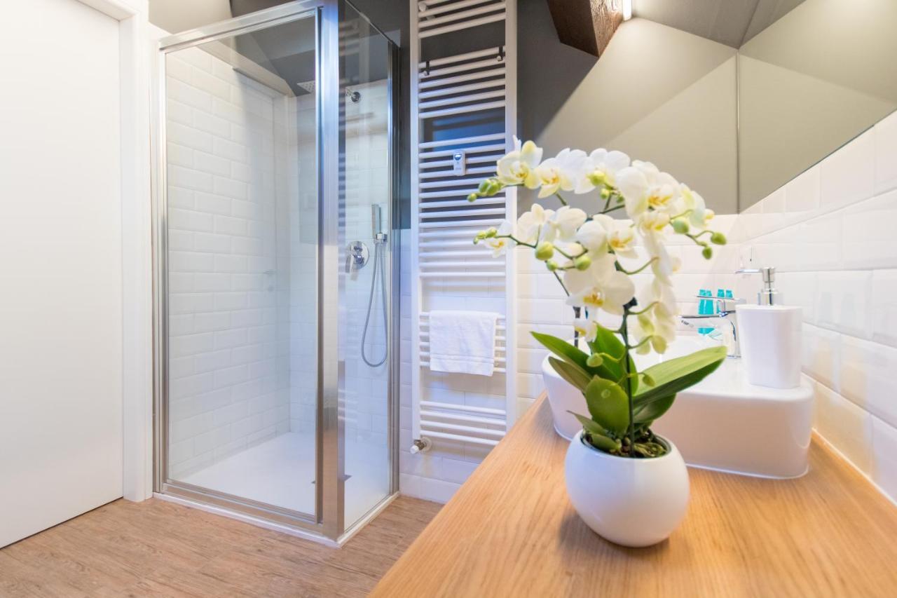 Aqualago Casa Vacanze Suite Verbania Eksteriør bilde